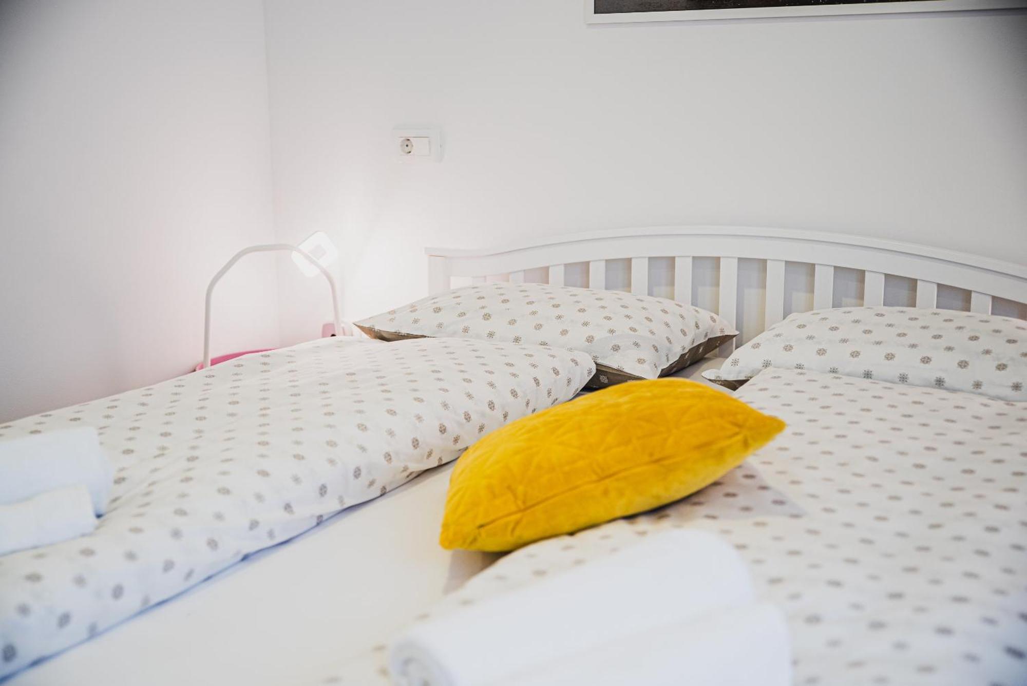 Gotar Apartment With Garden Кобарид Экстерьер фото