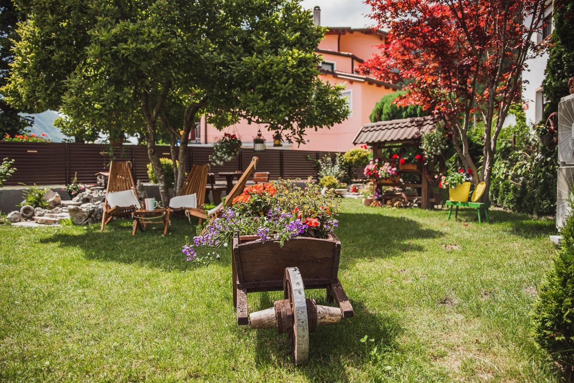 Gotar Apartment With Garden Кобарид Экстерьер фото
